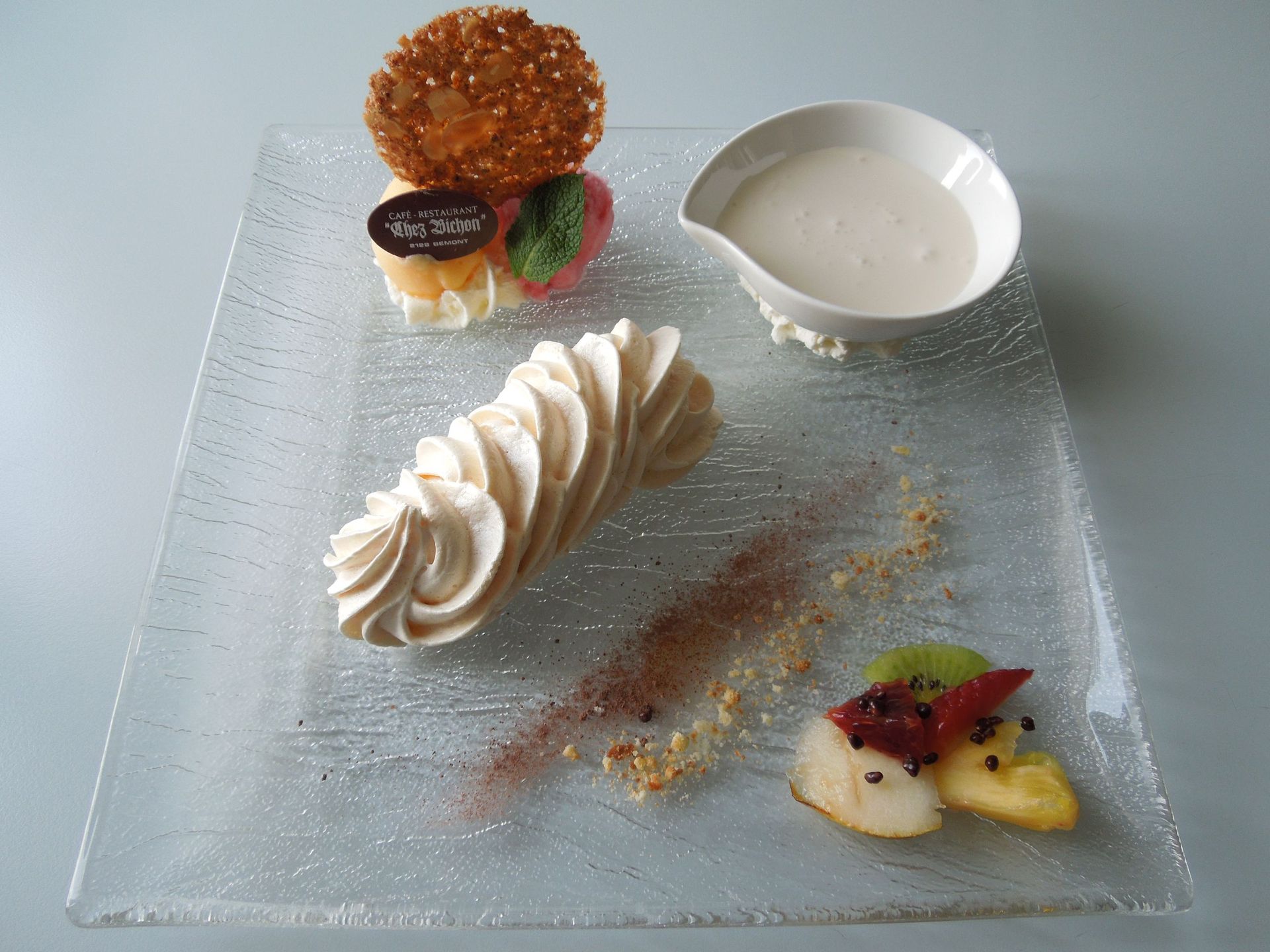 Meringue glacé et sa double crème