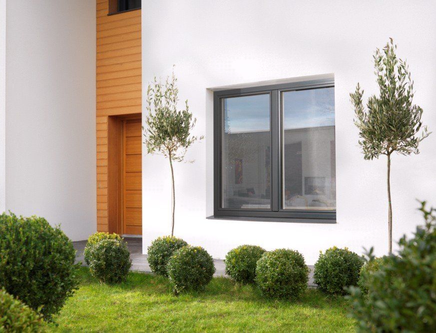 Fenêtre pvc alu noire