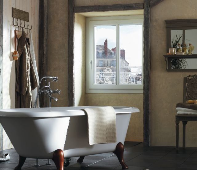 Fenêtre salle de bains