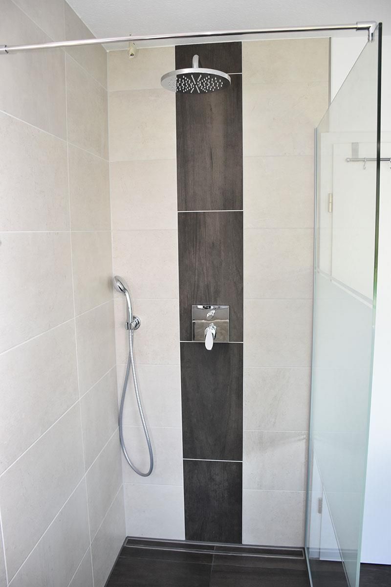 Teilumbaurollstuhlgerechte Dusche - Nachher