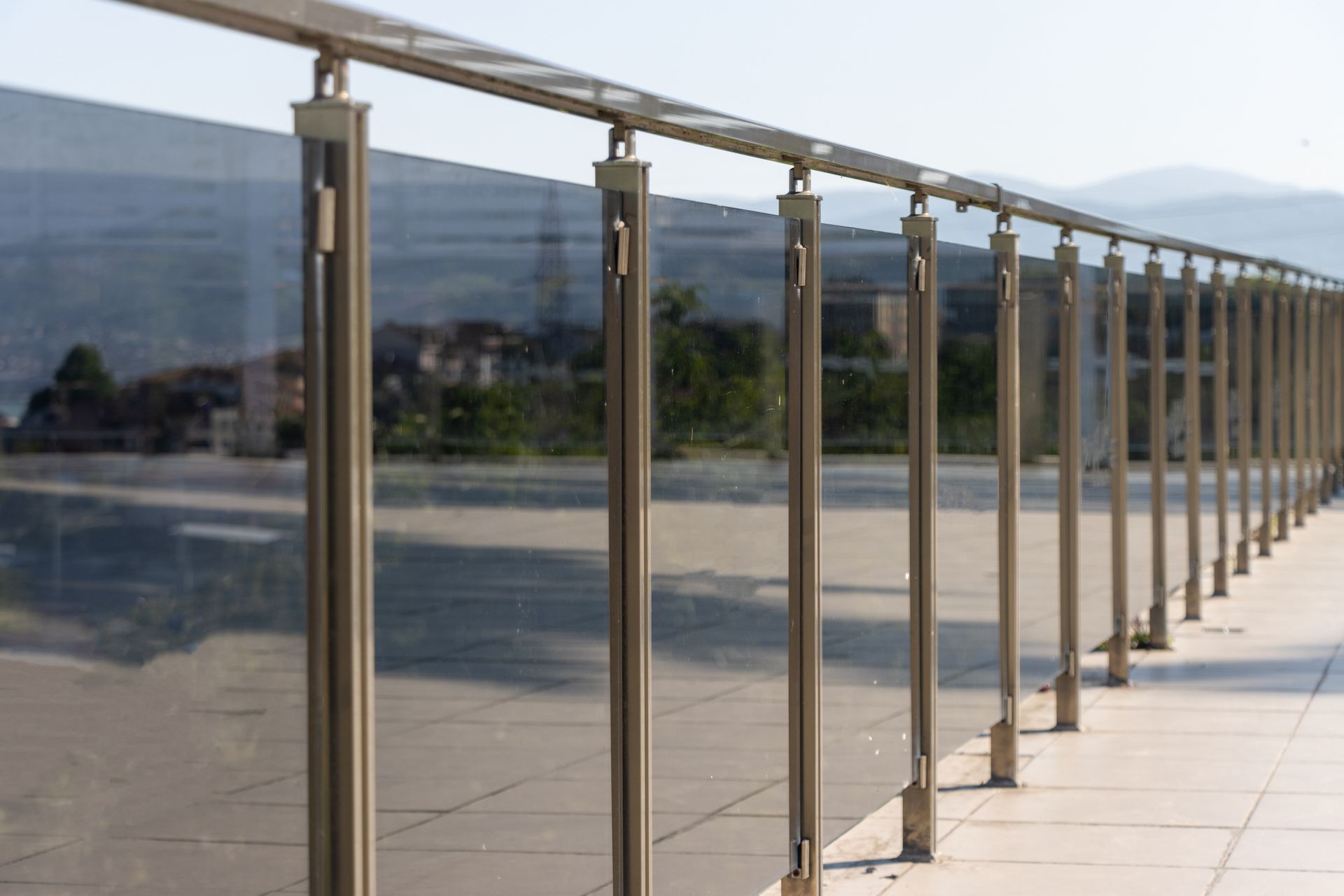 Garde-corps en alu et en verre