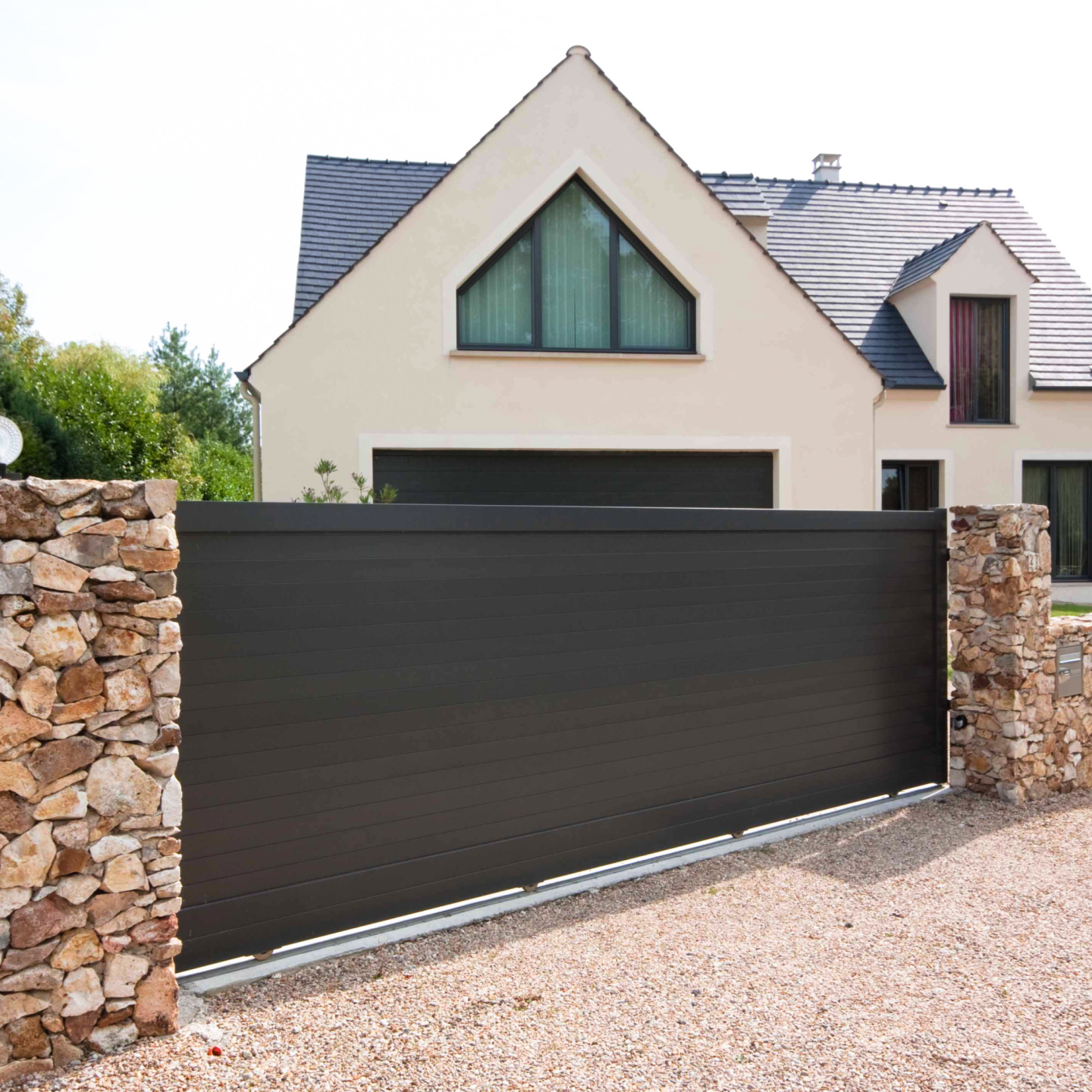 Photo d'un portail en aluminum