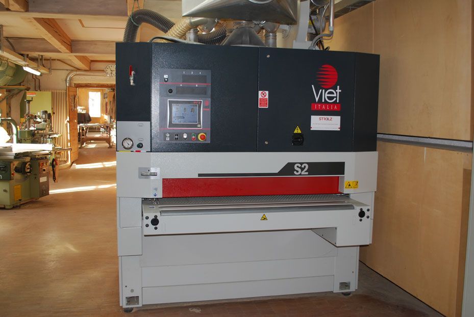 Breitbandschleifmaschine Schreinerei - Roner SA - Scuol