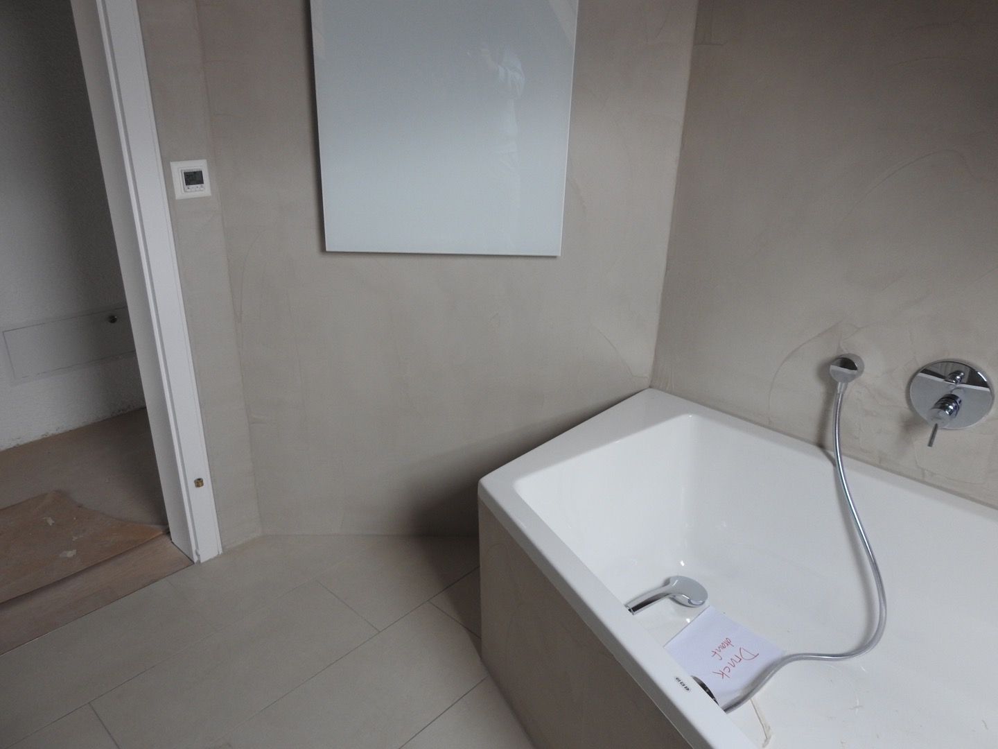 Fugenlose Böden und Wände - WILD Malerei AG – Wiezikon b. Sirnach