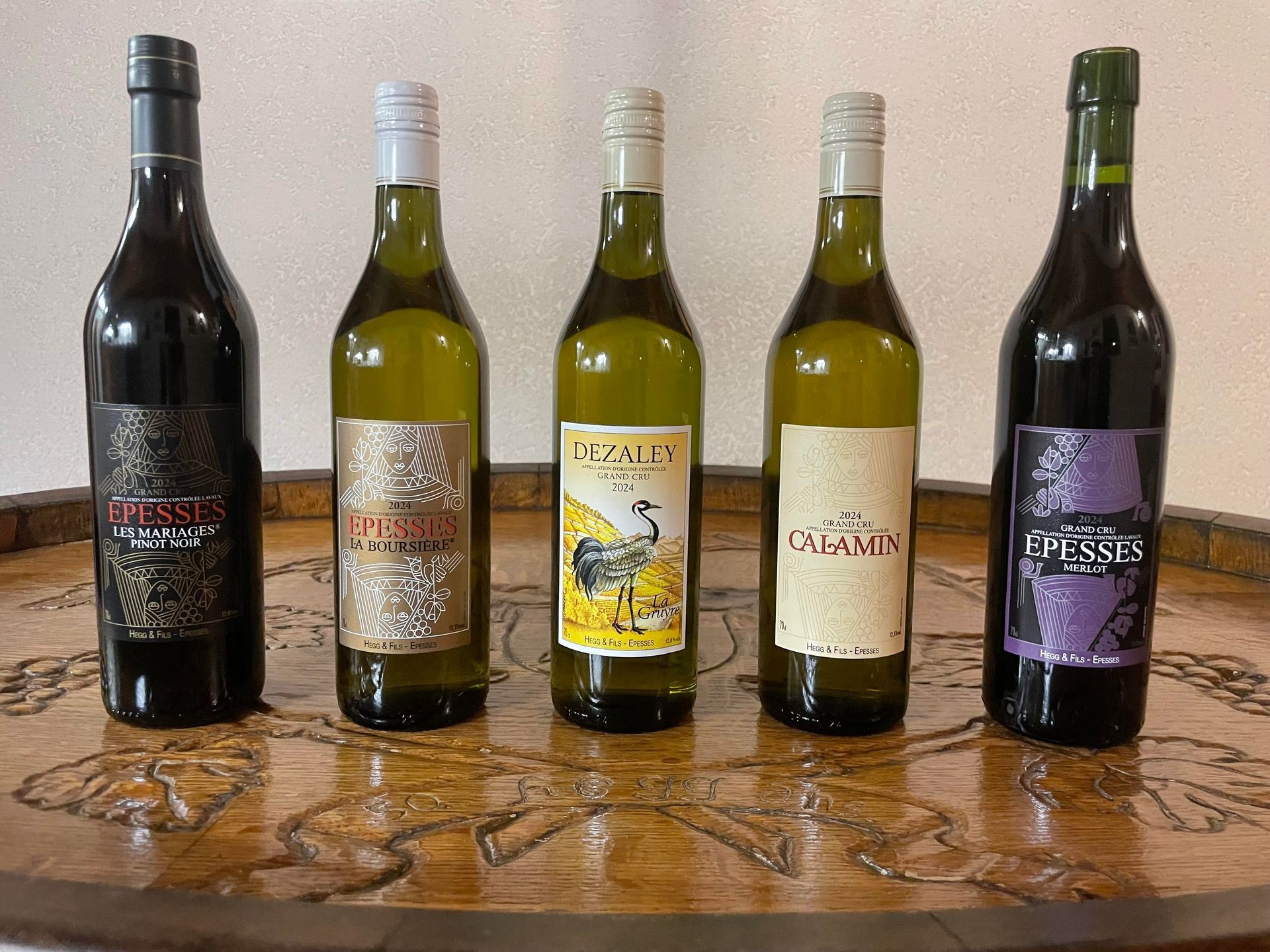 Bouteilles Hegg Fils - Vin rouge et blanc