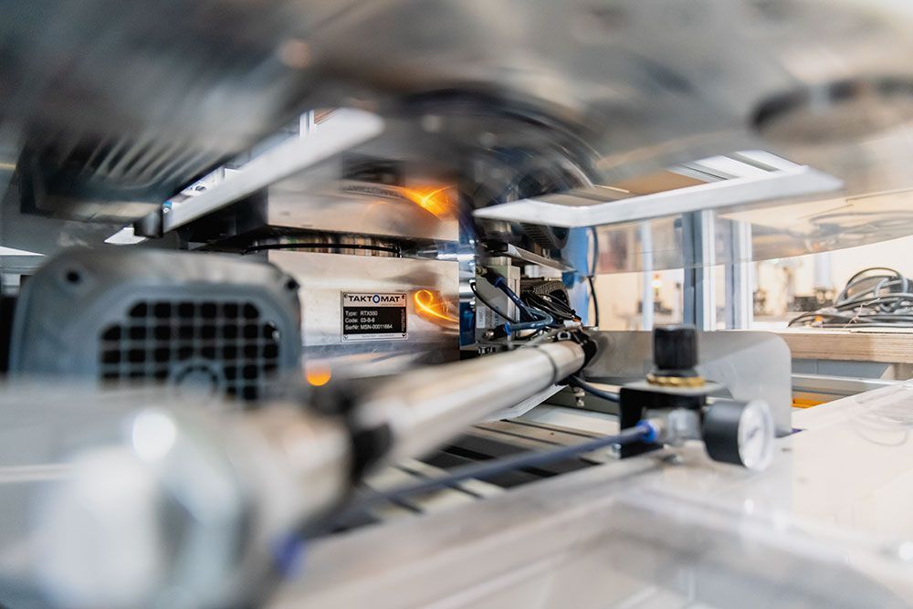 Teilautomatische Montagevorrichtung