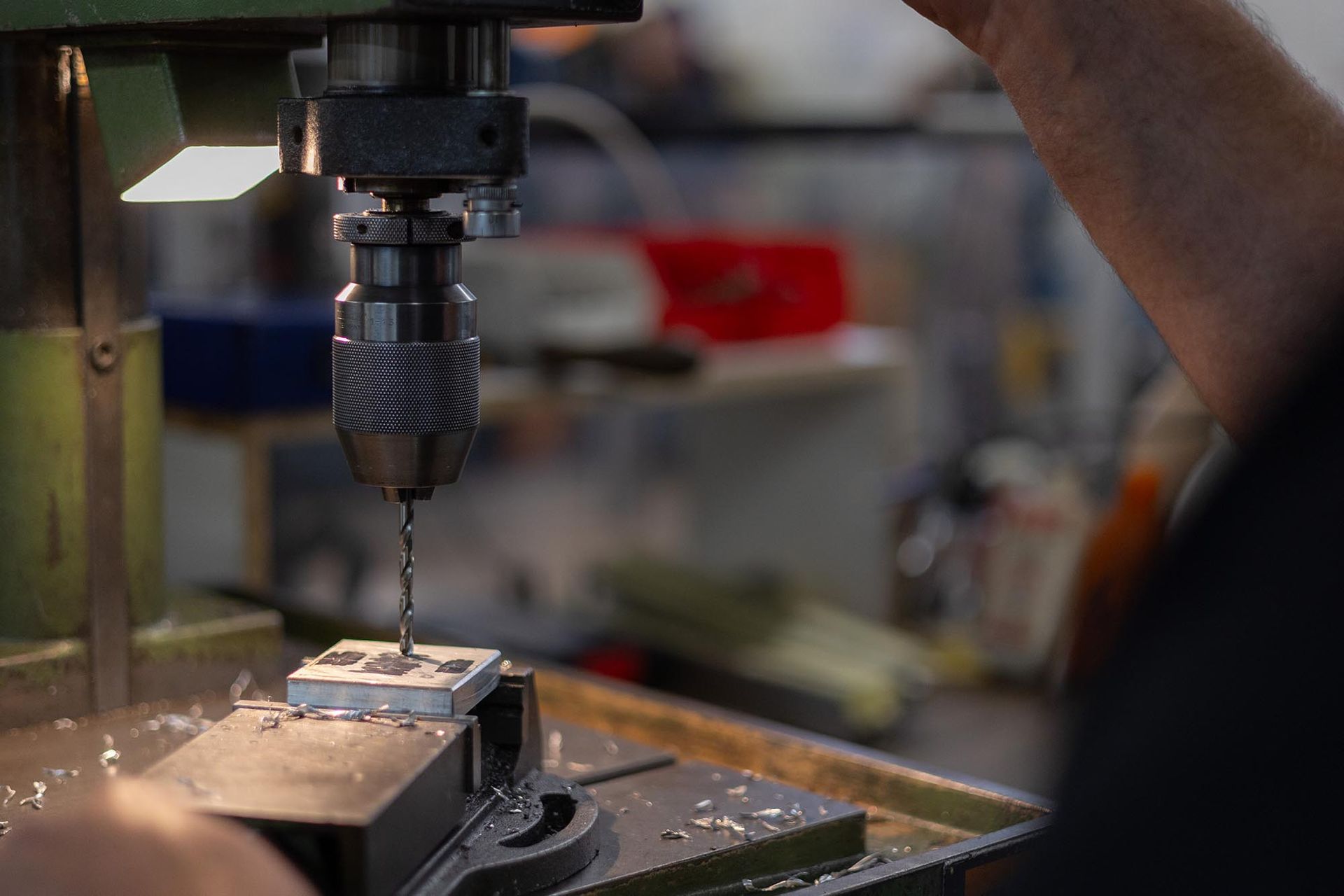 Halle MHS Sondermaschinen GmbH