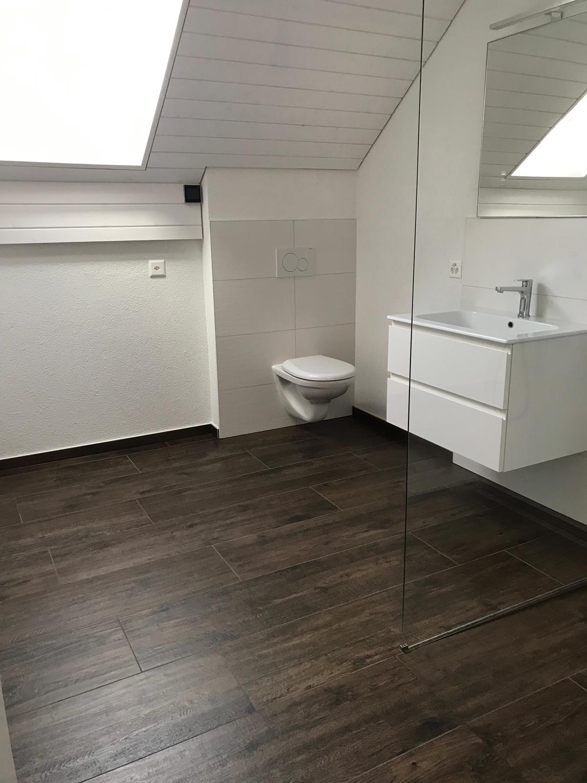 Pavimento scuro bagno - Paviline Piastrelle