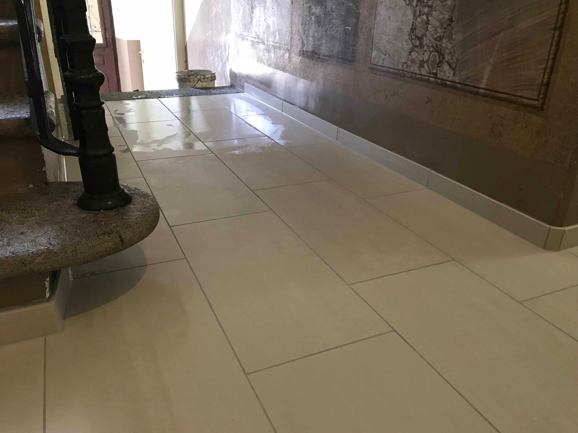 Pavimento ingresso - Paviline Piastrelle