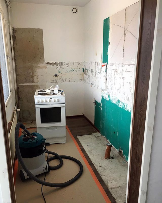 Suvirak Oy toteuttama keittiön muodonmuutos pääkaupunkiseudulla ennen kuva.