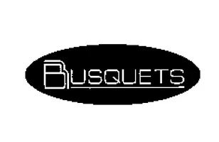 Logotipo ovalado negro con la palabra “Bisquets” en texto blanco estilizado.