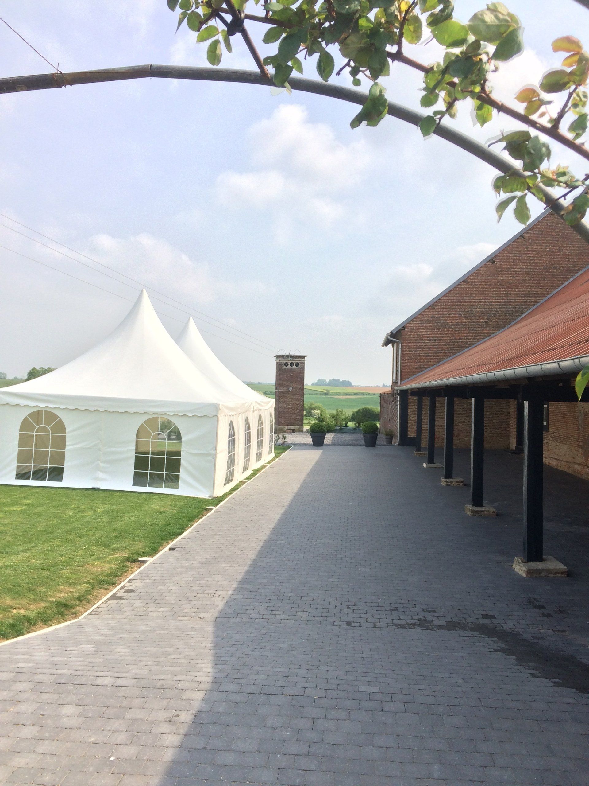 Pagodes 5m sur 5m … Jonecourt