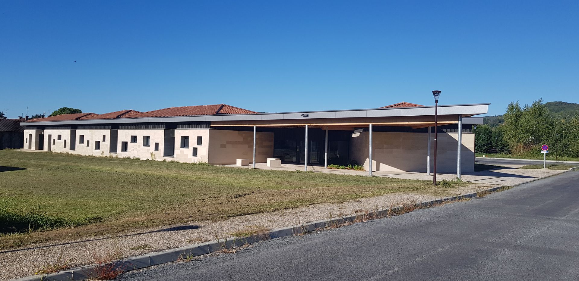 Façade d'une maison de santé
