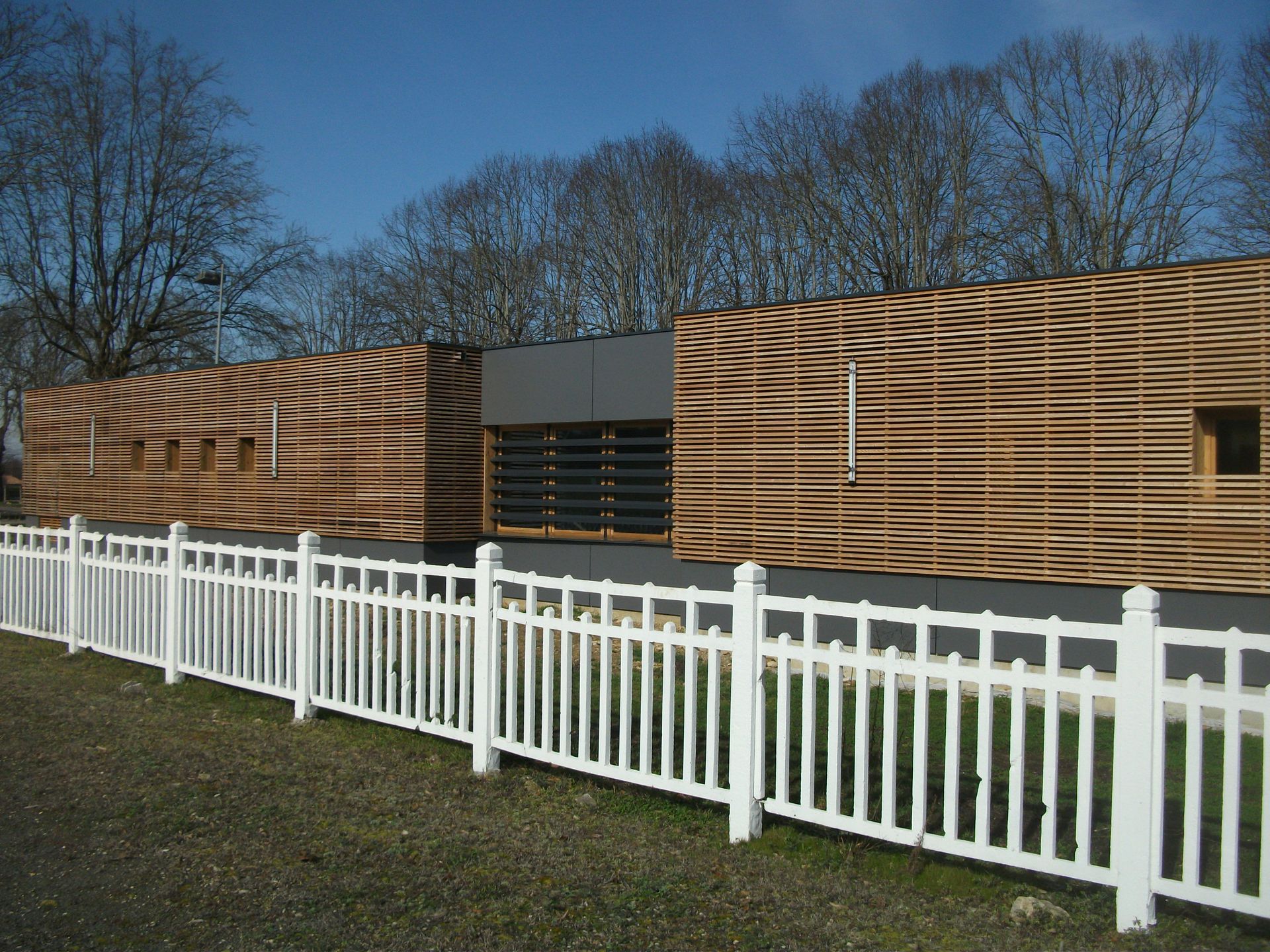 Espaces extérieurs de la maison médicale