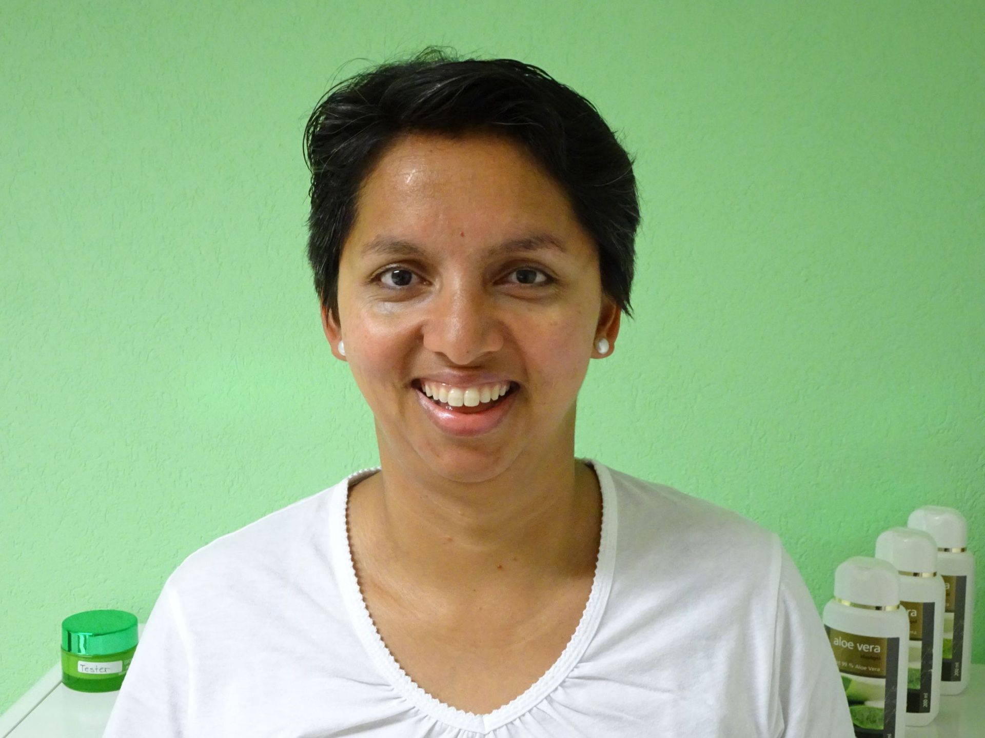 Premika Schellenberg - Haarentfernung Zürcher Unterland - Winkel ZH