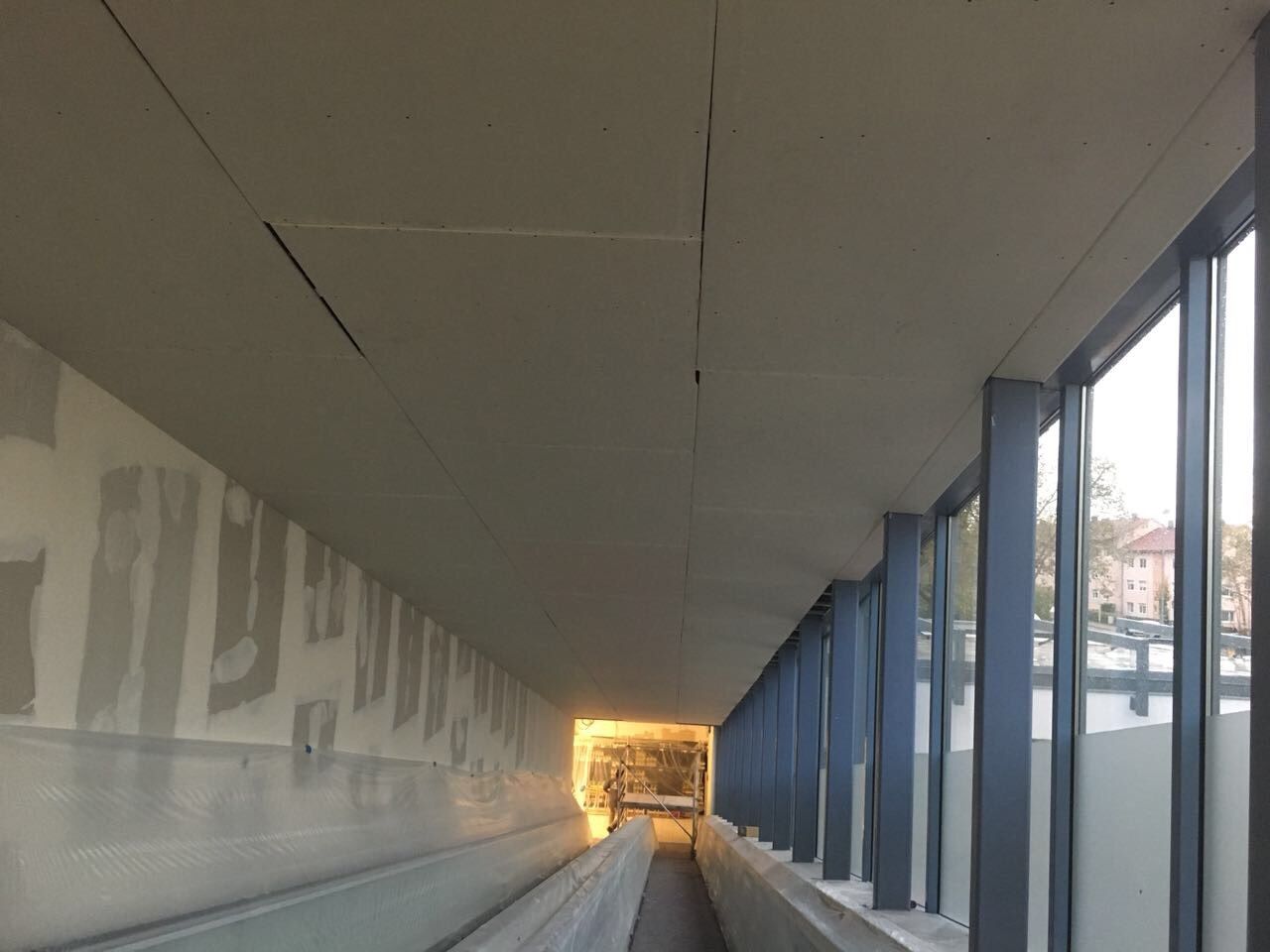 Arbeiten der Khaled GmbH an einer Decke