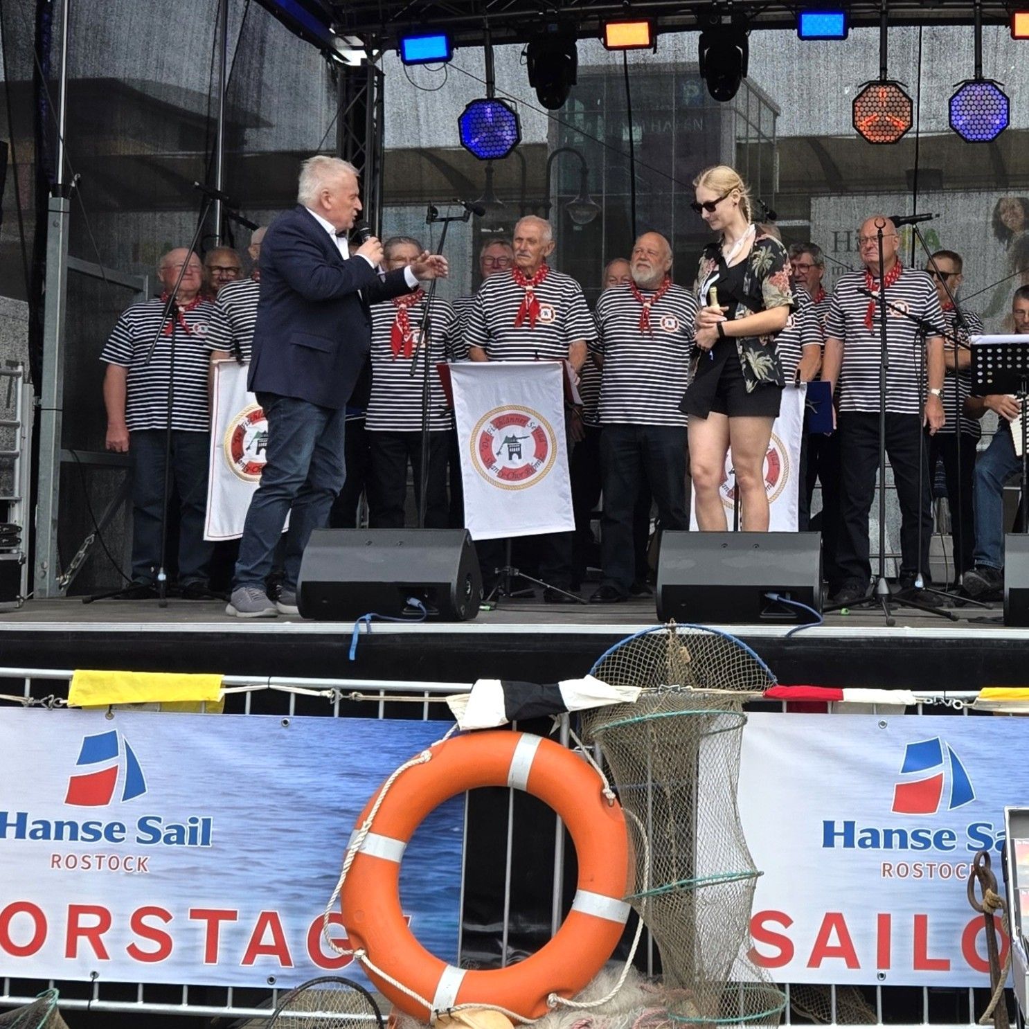 Überraschung auf der Sailor Stage