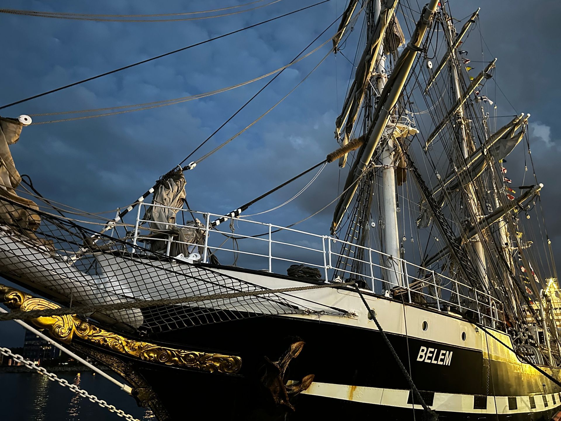 Segelschiff Belem liegt an der Pier