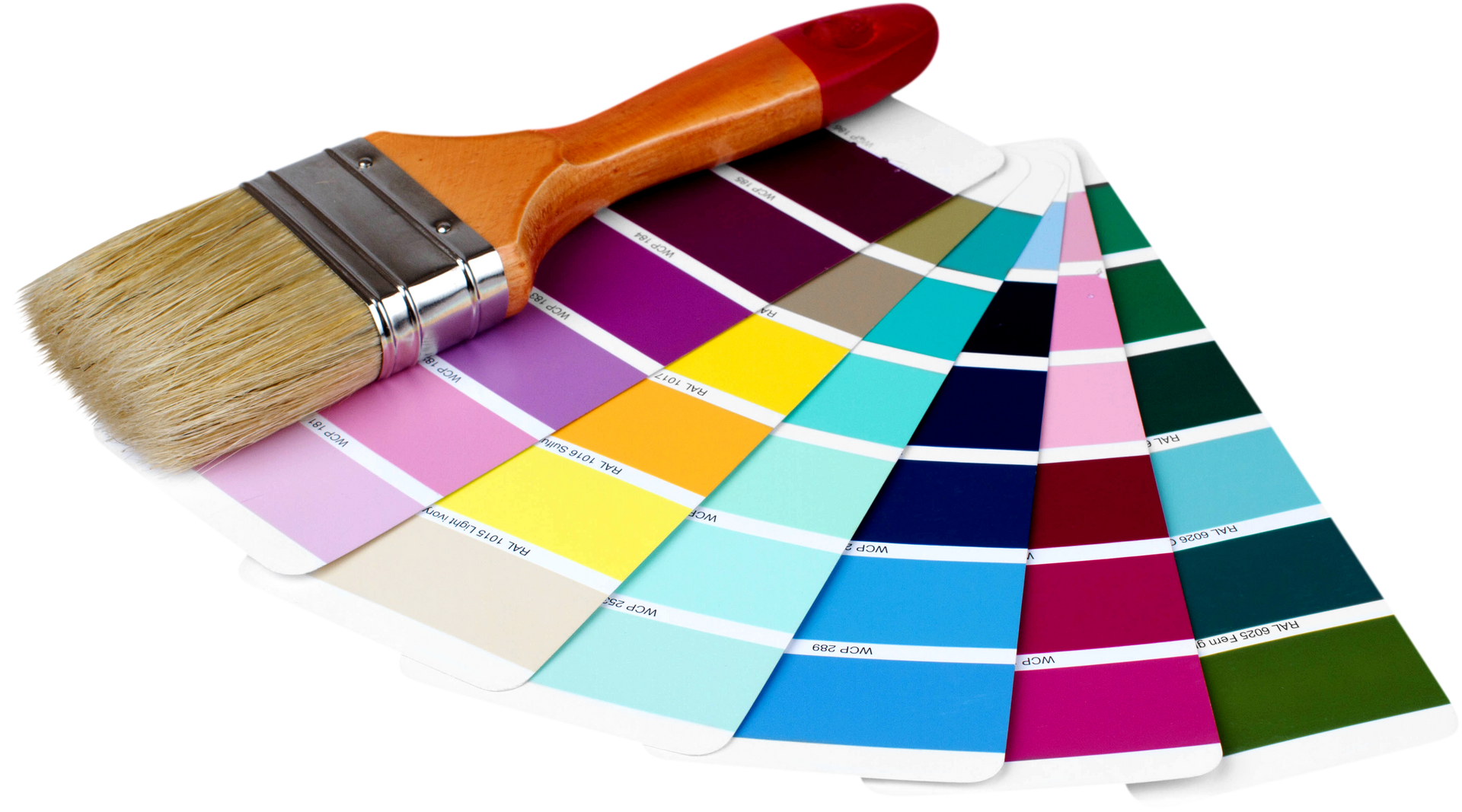 Le pinceau repose sur un éventail d'échantillons de peinture colorés, affichant des nuances de bleu, de violet, de jaune et de vert.