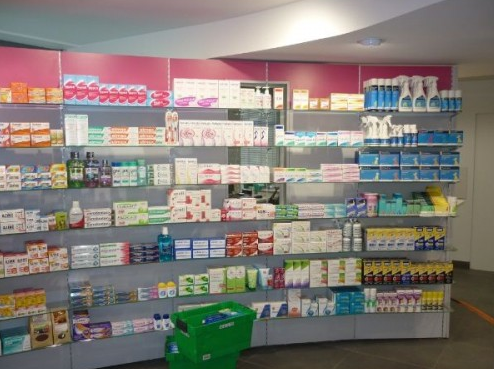 Agencement de pharmacie