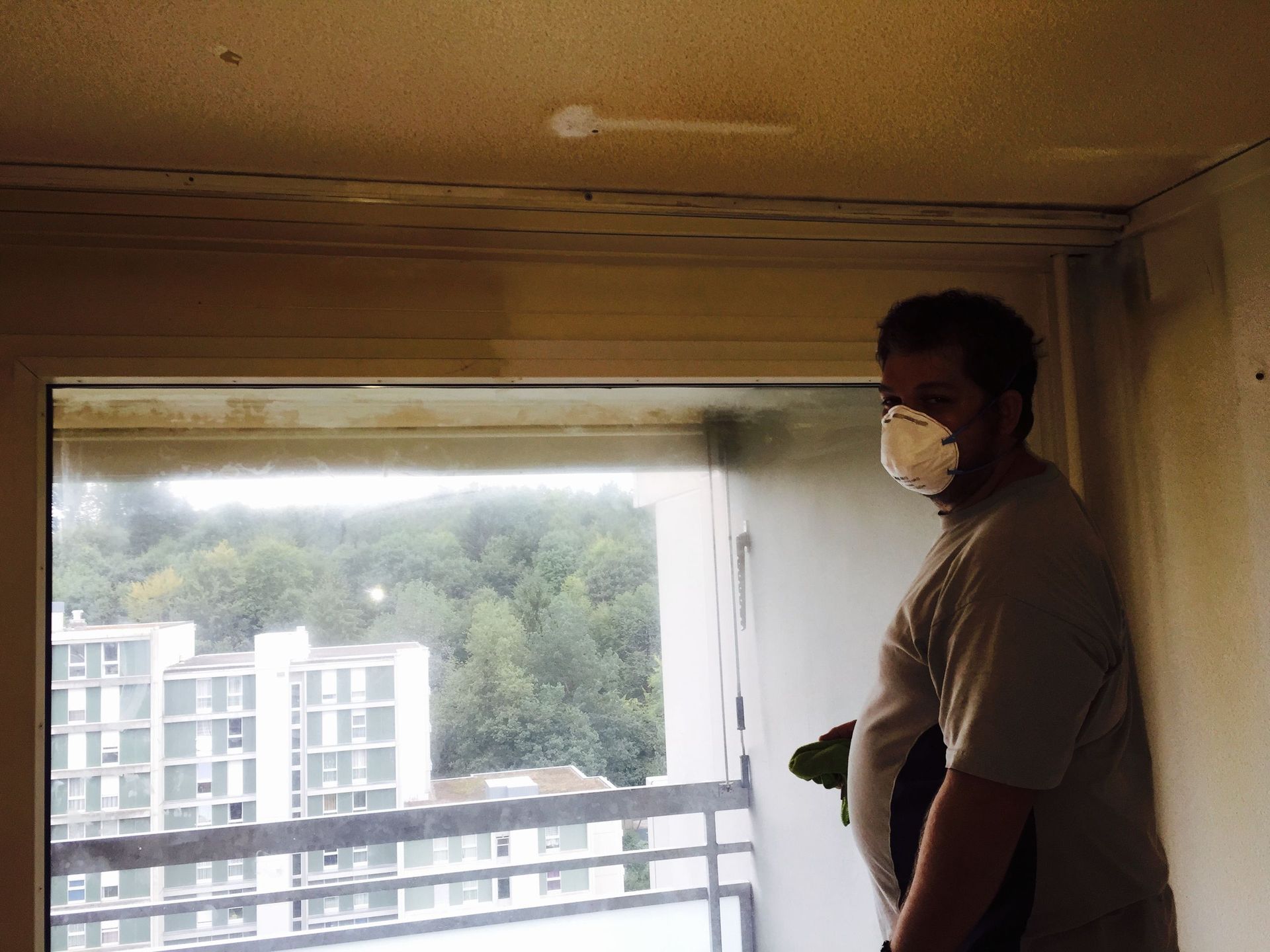 Entfernung von Nikotinverschmutzung - ALPHA-Reinigungen Worb