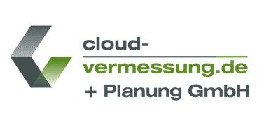 Logo der „cloud-vermessung.de + Planung GmbH“ mit einer geometrischen Form und Text in Grün und Grau.