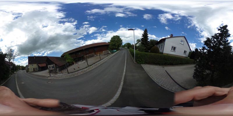 Foto der Ortstraße nach Fertigstellung als Panorama 2