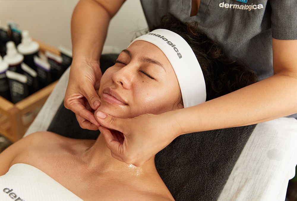 Gesichtsbehandlung, Gesichtsmaske, Gesichtspeeling Piecitos & Estética