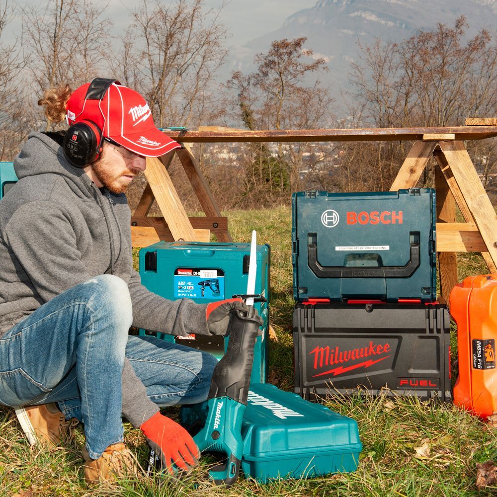  Shooting photo de la société de location d'outillage à Chambéry - Nathalie Coevoet