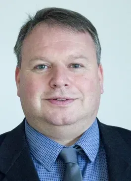 Platzhalterbild für Person Platzhalterbild für Person