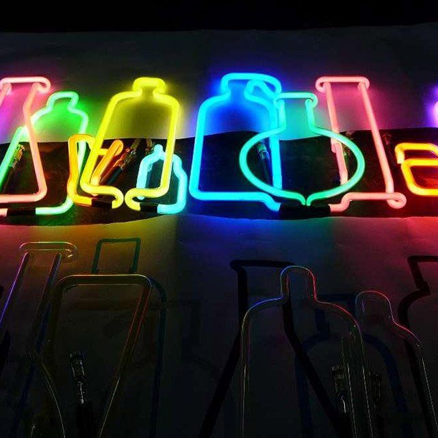 Bouteilles néon