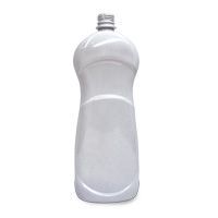 Una botella de plástico blanca con una tapa plateada sobre un fondo blanco.
