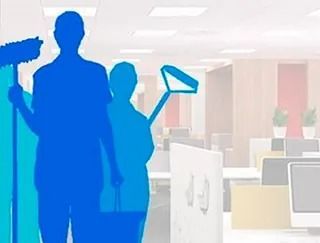 Siluetas azules de limpiadores con fregona, cubo y escobilla de goma en un entorno de oficina.