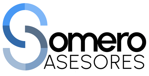Logotipo de Somero Asesores que presenta una letra S estilizada con degradado azul junto al nombre de la empresa en texto negro.