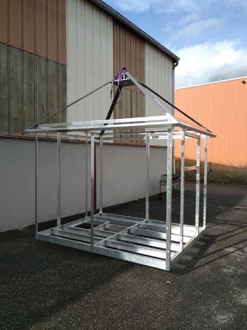 Structure métallique extérieure