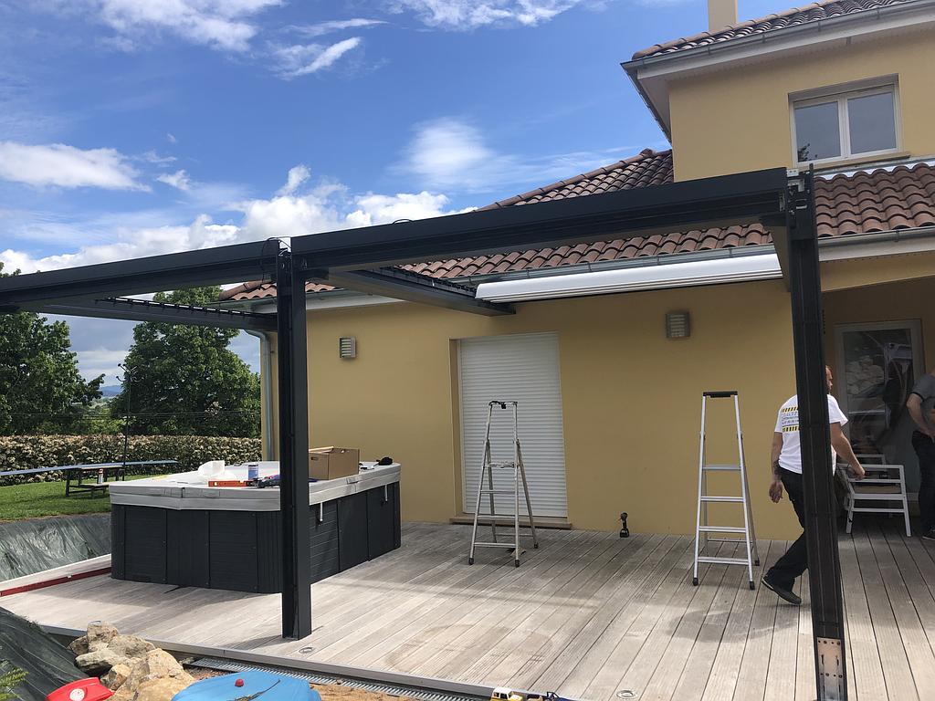 Store banne enroulé