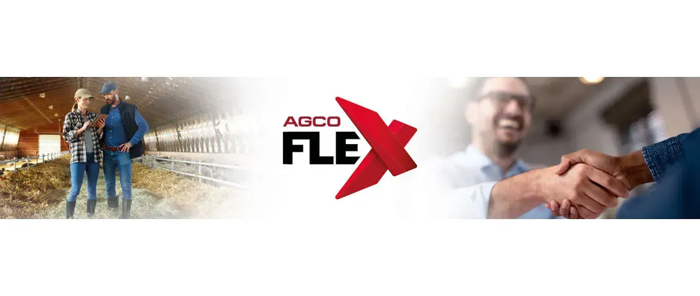 Dos trabajadores dándose la mano junto al logotipo de ACQ Flex, con una escena de construcción a la izquierda y un primer plano del apretón de manos a la derecha.