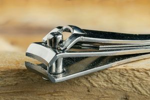 Coupe ongle - service d'aiguisage pour salon de manucure et pédicure