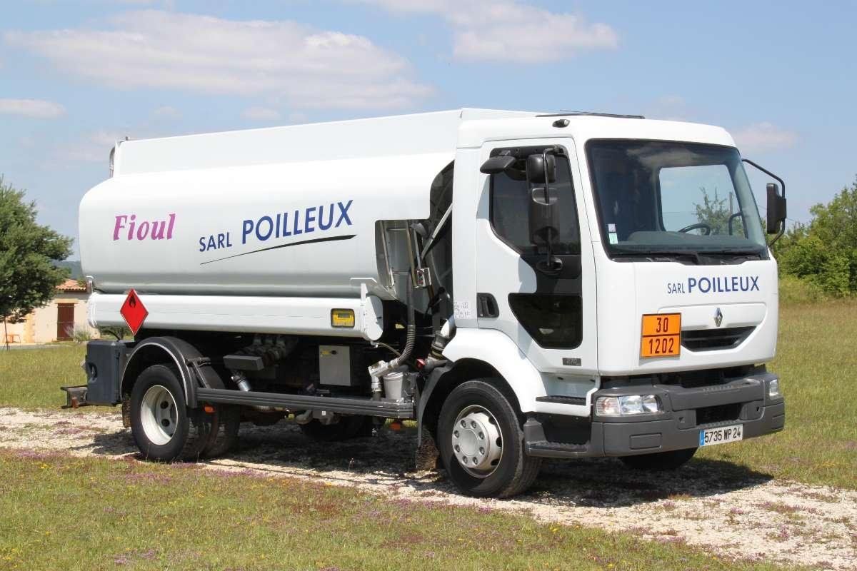 L'établissement Poilleux, livraison de fioul, carburants, combustibles au Buisson de Cadouin