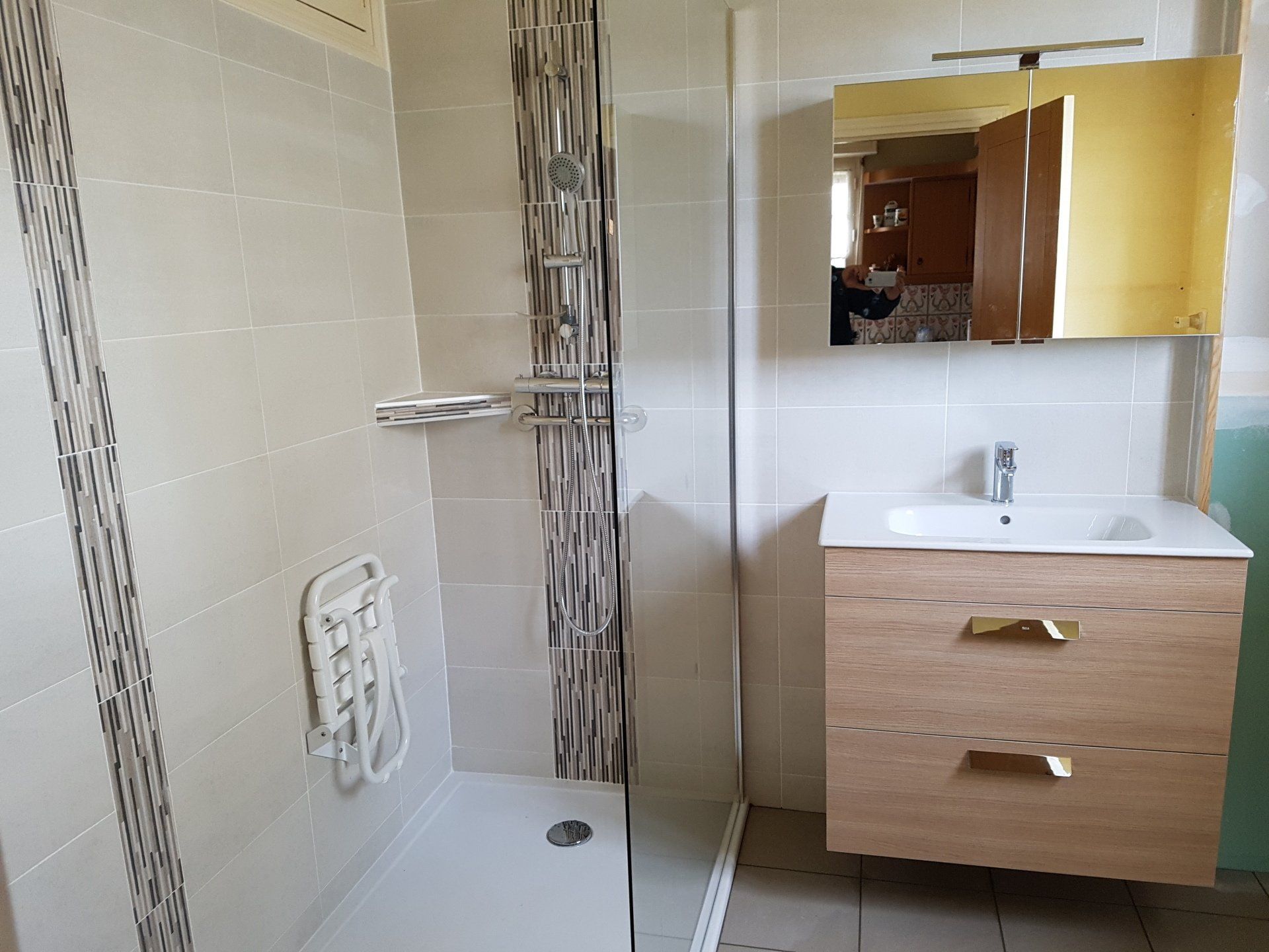 Douche d'une salle de bain