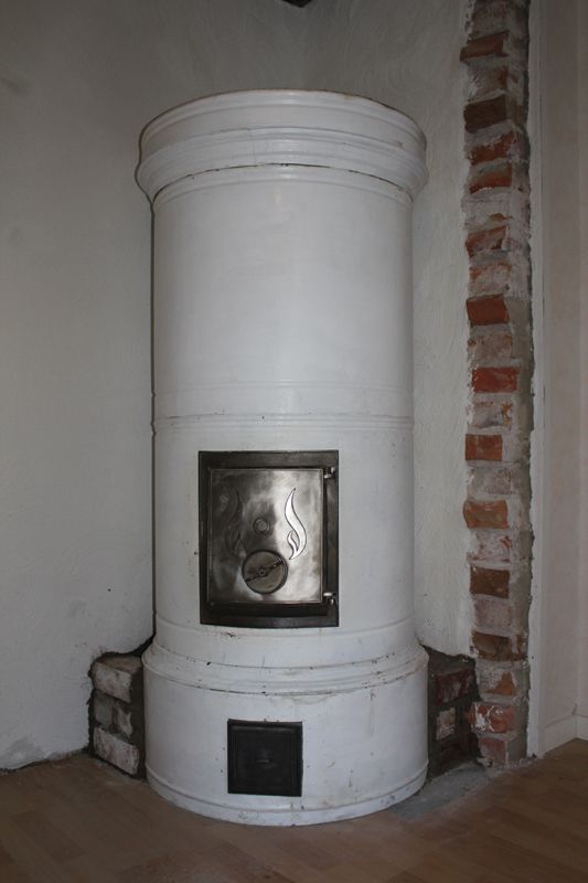 Muuraus ja Laatoitus, nuohous, nuohooja