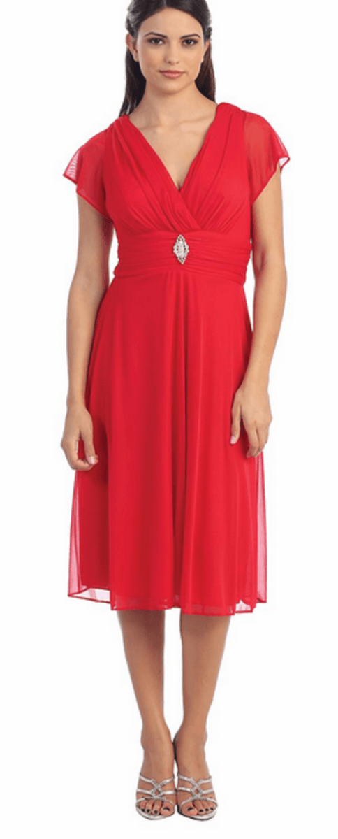 Robe rouge - évasée sous la poitrine