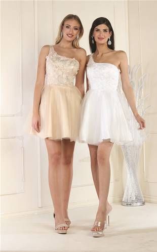 Robes courtes deux femmes