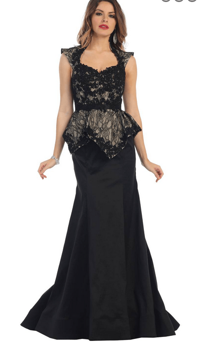 Robe de soirée noire - marquée à la taille