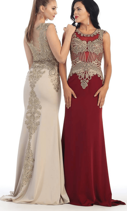Robes de soirée blanc crème et rouge bordeaux