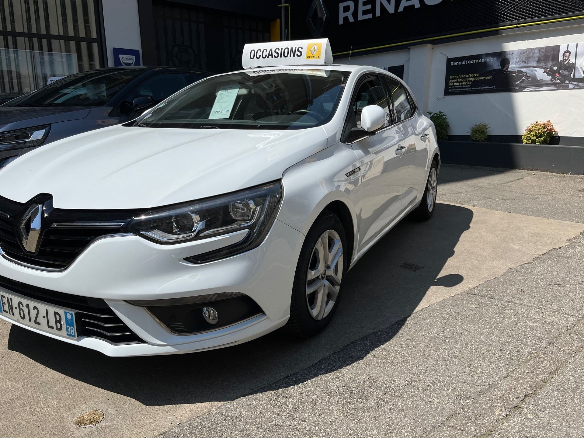 Avant gauche Megane Berline