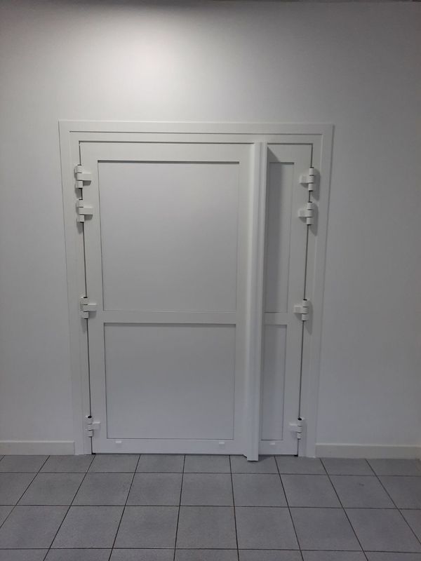 Porte de sellier blanche