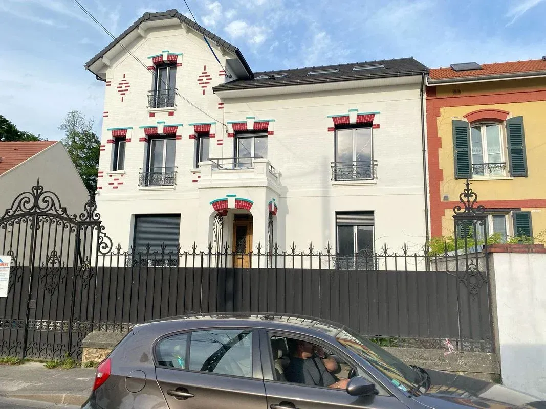 Maison blanche style art déco