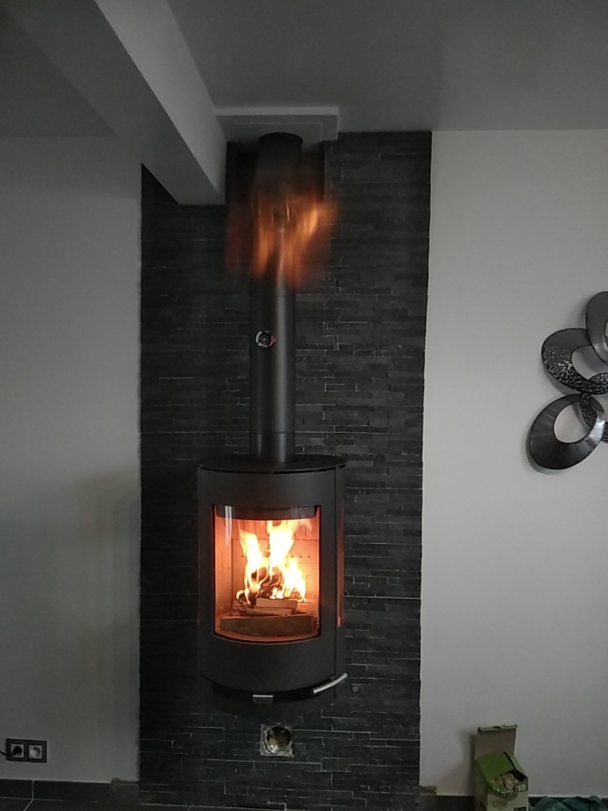 ADURO (poêle design scandinave)