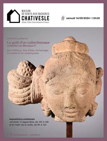 Affiche de Châtivesle Maison de ventes présentant une grande tête sculptée en pierre beige sur fond violet.